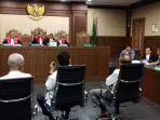 terdakwa-fahd-el-fouz-memberikan-tanggapan-terkait-keterangan-3-saksi_20170803_162030.jpg