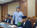 terdakwa-jin-buang-anak-edy-mulyadi-nih4.jpg