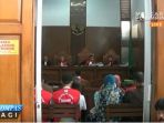 terdakwa-kasus-perampokan-pondok-indah-jalani-sidang_20170203_130049.jpg