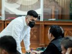 terdakwa-shane-lukas-menjalani-sidang-kasus-penganiayaan_20230829_185300.jpg