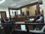 terdakwa-tjen-jung-sen-kambali-jalani-sidang_20190311_221546.jpg