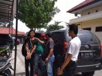 terduga-pelaku-pembunuhan-di-tebo_20180201_103512.jpg