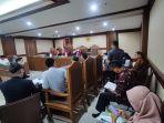 tergugat-kasus-gagal-ginjal-akut-pada-anak-sedang-membacakan-tanggapan.jpg
