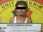 teringat-istrinya-dilecehkan-2-tahun-lalu-adik-di-muaraenim-tega-tusuk-kakak-kandung-hingga-tewas.jpg