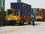 terminal-petikemas-kalibaru-resmi-beroperasi_20160913_163327.jpg