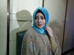 terry-putri-diabadikan-usai-menghadiri-acara-buka-puasa-bersama_20170621_215911.jpg