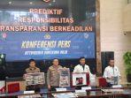 tersangka-berinisial-JS-25-di-Bareskrim-Polri-Jakarta-Selatan.jpg