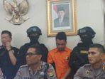 tersangka-haris-simamora-nih2.jpg
