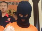 tersangka-kasus-narkoba-dan-penjambretan_20170613_202457.jpg