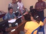 tersangka-narkoba-disidik-reskoba-polres-situbondo_20151023_151744.jpg
