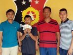 tersangka-pencuri-dompet_20170422_125121.jpg