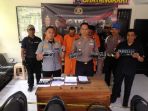 tersangka-pencuri-motor-dan_20170925_121031.jpg