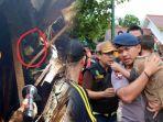 tertimbun-puing-puing-kayu-selama-11-jam-bocah-5-tahun-selamat-dari-tsunami-banten-dan-lampung.jpg