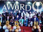 tes-awards.jpg<pf>tes-awards2.jpg