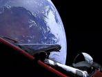 tesla-la122.jpg