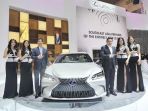 the-entirely-new-lexus-es_20180804_083214.jpg