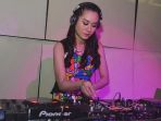 the-singing-disc-jockey-dj-rizuka_20170304_185051.jpg