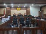 tidak-ada-permufakatan-jahat-penasihat-hukum-berkeyakinan-dd-dan-ym-dibebaskan-dari-tuduhan.jpg
