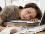 tidur-siang-saat-kerja_20150108_123000.jpg