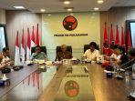 tiga-anggota-dpr-pdip-aria-bima-masinton-dan-adian-terima-wakil-demo-hak-angket-di-gedung-dpr.jpg