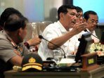 tiga-menteri-hadiri-rakor-penyerapan-anggaran-pemprov-jabar_20150923_163751.jpg