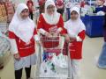 tiga-orang-anak-yatim-berbelanja-di-carrefour.jpg