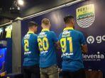 tiga-pemain-baru-persib-bandung-yakni-kevin-van-kippersluis-nick-kuipers-dan-omid-nazari.jpg