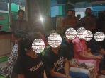 tiga-puluh-orang-di-kota-jambi-kepergok-pesta-seks-di-hotel-kena-razia.jpg