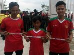 tiga-suporter-timnas-indonesia_20180623_181606.jpg