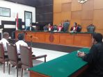 tiga-terdakwa-kasus-pembunuhan-di-pulomas_20170919_191729.jpg