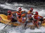 tim-arung-jeram-indonesia-saat-berlaga.jpg