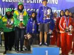tim-drumband-putri-jawa-barat-raih-emas_20160918_090259.jpg