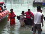 tim-gabungan-diterjunkan-cari-korban-kapal-bermuatan-tki-asal-malaysia_20161103_154049.jpg