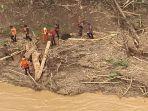 tim-gabungan-melakukan-pencarian-dan-pertolongan-korban-banjir-dan-tanah-longsor-di-luwu.jpg