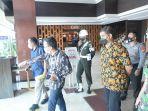tim-gabungan-sidak-karantina2.jpg