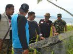 tim-garda-batas-aceh-cek-monumen.jpg