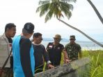 tim-garda-batas-aceh-mengecek-lahan_20171112_141530.jpg