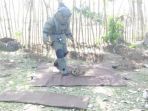 tim-gegana-polda-aceh-amankan-bom-rakitan_20180204_091930.jpg