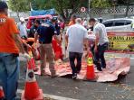 tim-identifikasi-polrestabes-bandung_20160101_154955.jpg<pf>tim-identifikasi-polrestabes-bandung_20160101_155158.jpg
