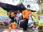 tim-inafis-olah-tkp-rumah-angeline_20150613_162627.jpg