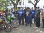 tim-jkw-pwi-dilepas-ketua-pwi-provinsi-lampung-menuju-palembang.jpg