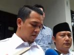 tim-kuasa-hukum-anies-sandi-laporkan-dugaan-black-campaign_20170321_112712.jpg