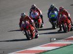 tim-lenovo-australia-jack-miller-mengungguli-pebalap-ducati-italia-francesco-bagnaia.jpg