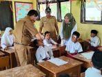 tim-muspika-jangka-bireuen-selasa-06122022-melakukan-imunisasi-di-sdn-11-jangka-bireuen.jpg