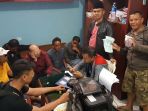tim-ott-mendapat-informasi_20170827_141617.jpg