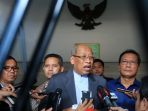 tim-pengacara-ahok-datangi-pengadilan-tinggi-dki_20170513_181929.jpg