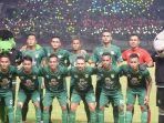 tim-persebaya-surabaya-sebelum-menjalani-laga-ujicoba.jpg