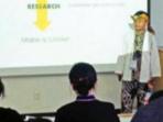 tim-sd-al-azhar-semarang-jawa-tengah-mempresentasikan-lemari-es-tanpa-listrik-di_20151021_170648.jpg