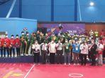 tim-sepak-takraw-jawa-timur-berfoto-bersama.jpg