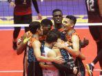 tim-voli-putra-jakarta-bni-46-saling-berpelukan.jpg
